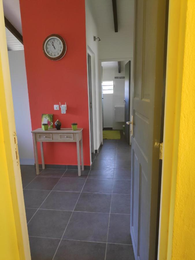 Les Galets Apartment Deshaies Exterior photo